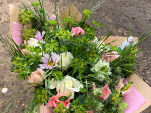 Entreprises : Fabrication d’un bouquet de fleurs bios et locales